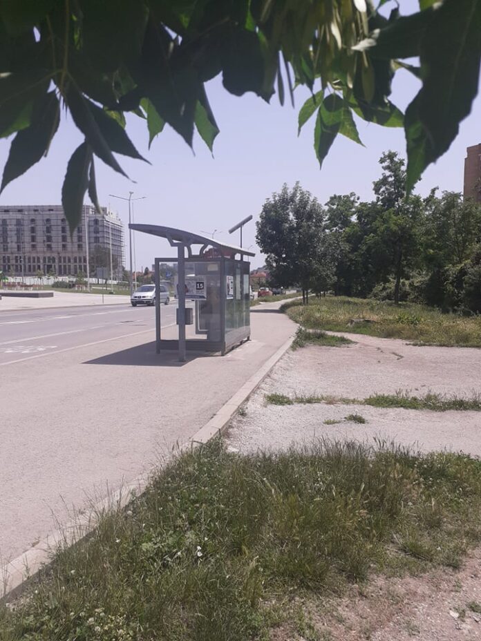 Плакати на Божков по пътя на Борисов. Общински инспектор сигнализира РИК за нерегламентирана агитация