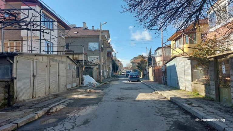 В приемния ден на кмета: Улица от списъка асфалтирана наполовина