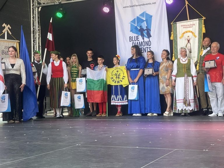 Шуменските „пламъчета“ плениха сърцата на чехите